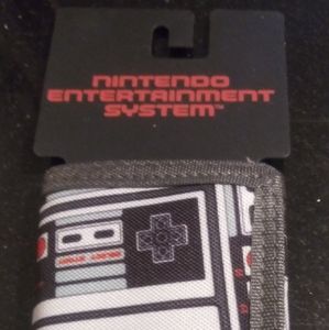 Nintendo tri fold wallet